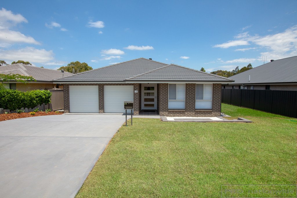 24 Majestic Road LARGS 1