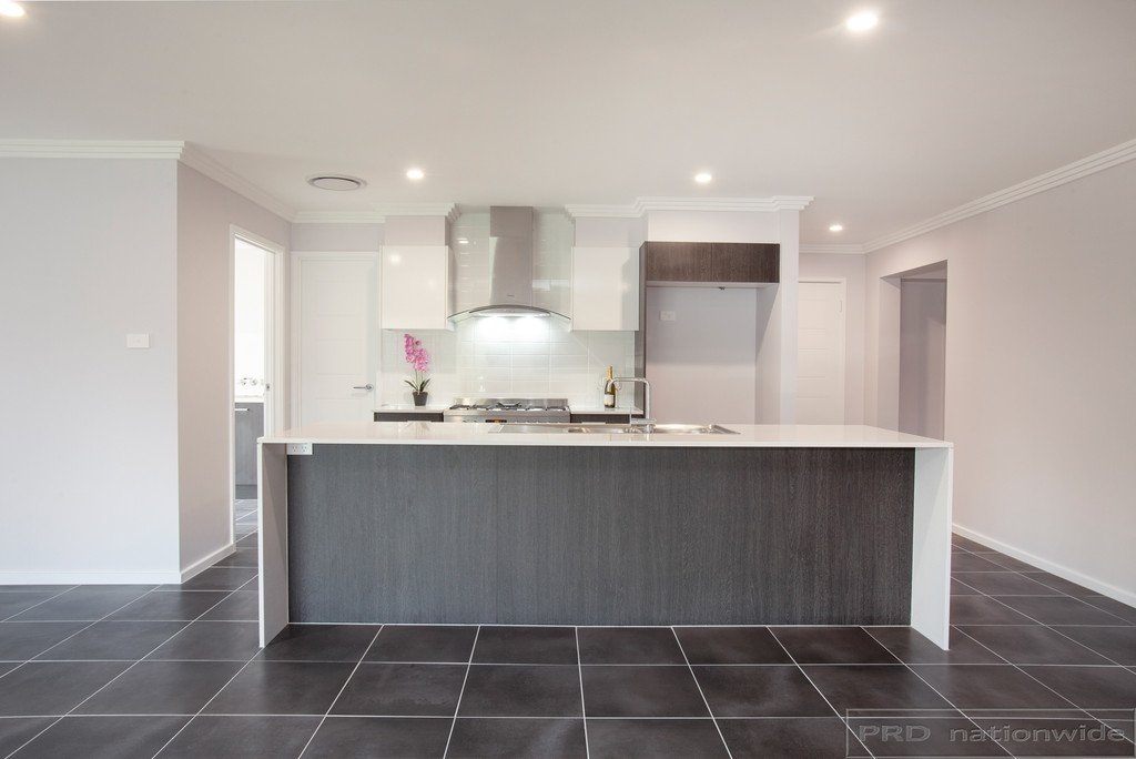 24 Majestic Road LARGS 6