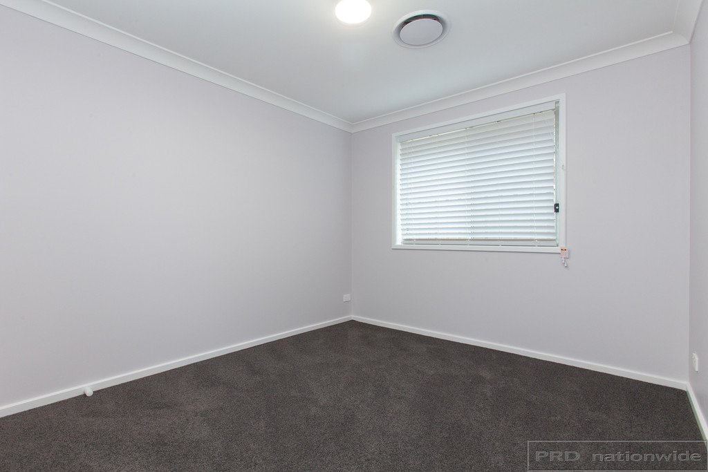 24 Majestic Road LARGS 11