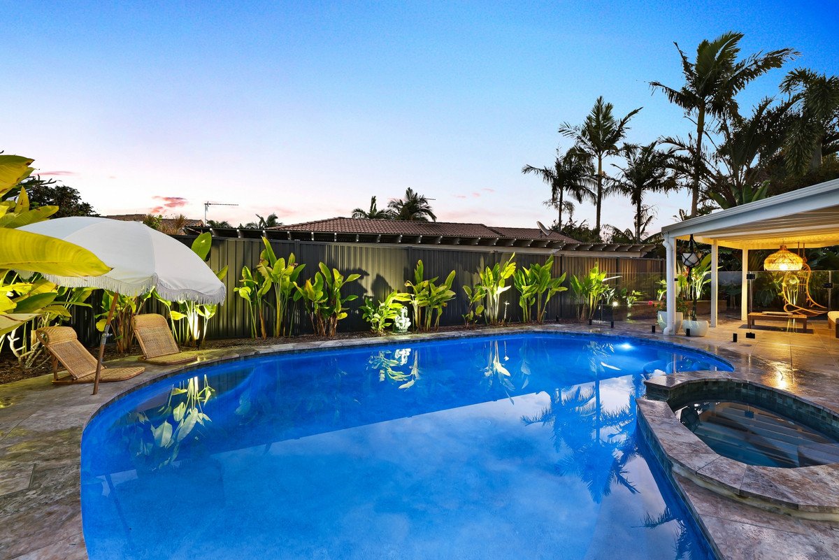 24 Manakin Avenue Burleigh Waters 24