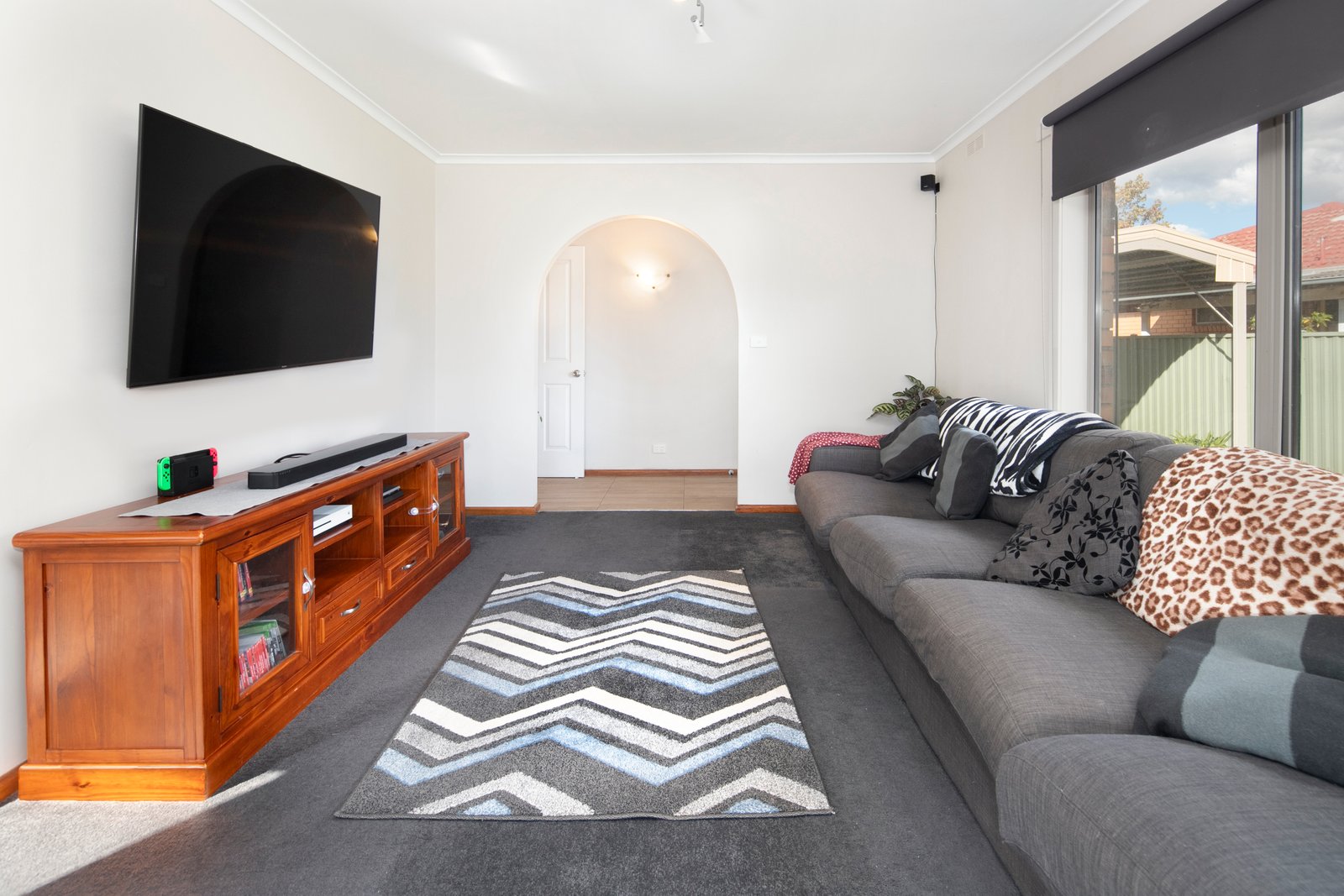 24 Manneville Street WENDOUREE 5