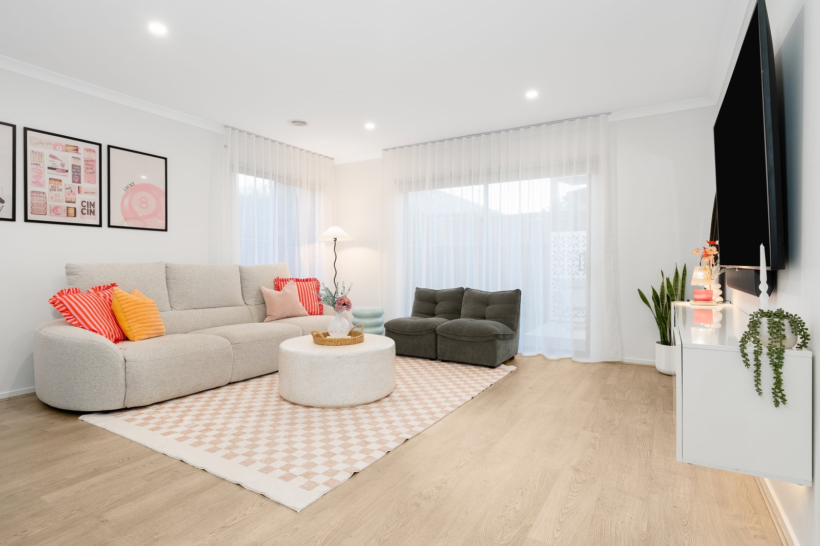 Gallery: 24 McArthur Crescent