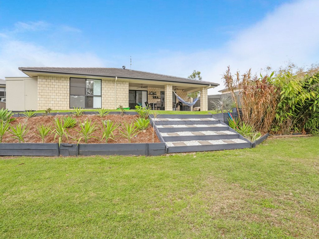 24 McEntyre Street COFFS HARBOUR 13
