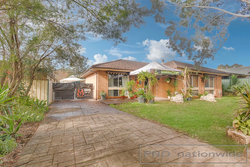 24 McLeod Avenue METFORD 1