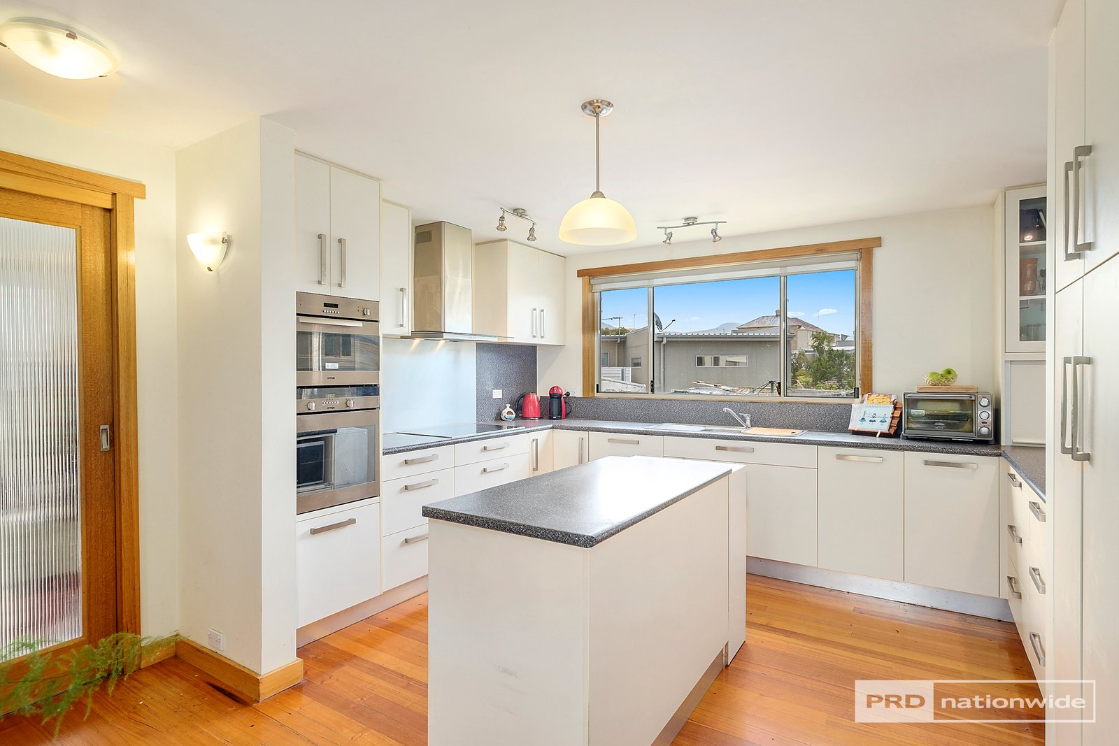 24 Mercer Street NEW TOWN 4