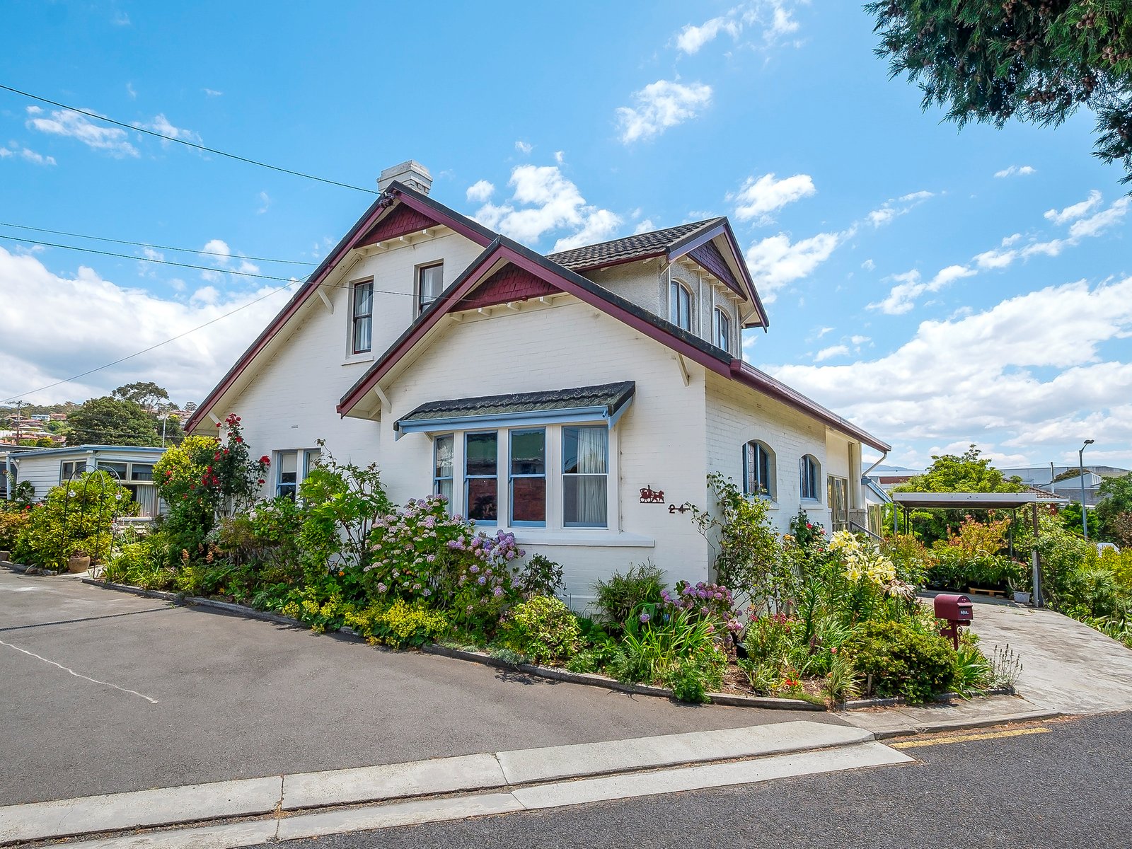 24 Mercer Street NEW TOWN 23