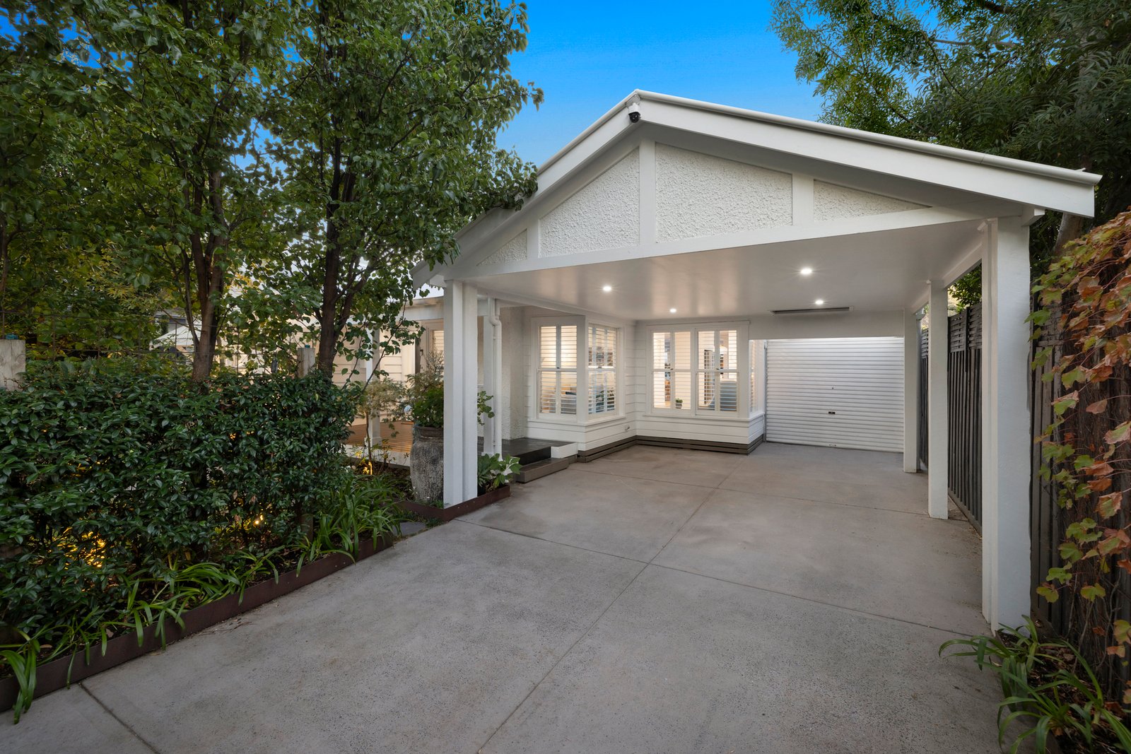 Gallery: 24 Michael Street