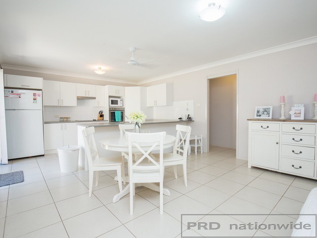 24 Mitchell St  NORTH ROTHBURY 2