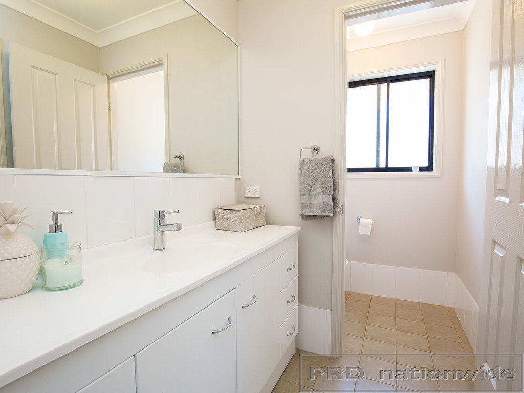 24 Mitchell St  NORTH ROTHBURY 11