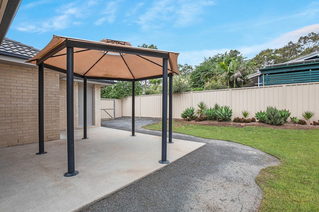 24 Mitchell Street NORTH ROTHBURY 16