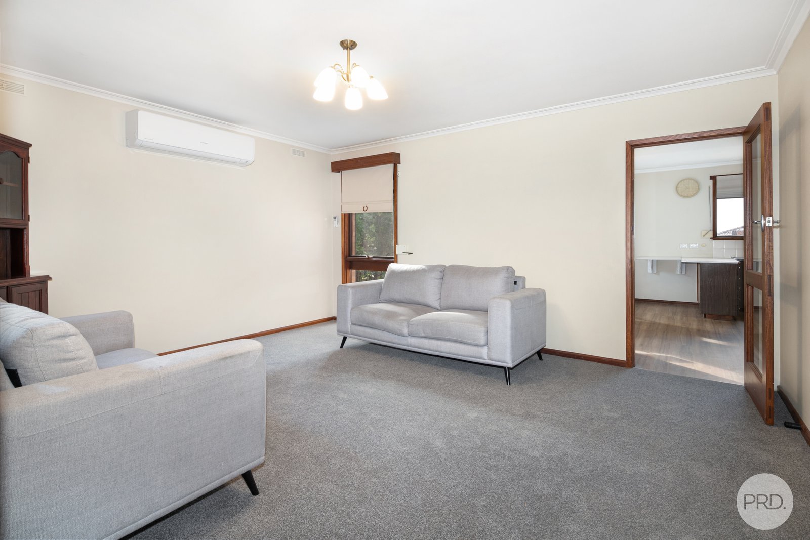 24 Montgomery Street WENDOUREE 3