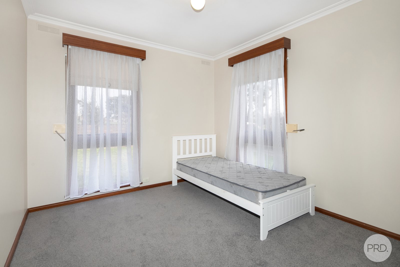 24 Montgomery Street WENDOUREE 6
