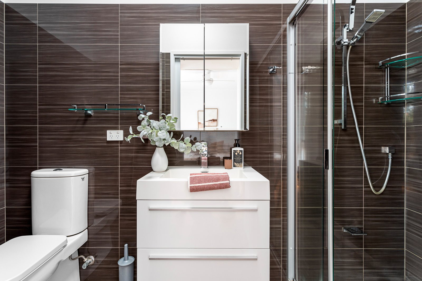 Real Estate and Property in 2/4 Moore Street, Caulfield South, VIC