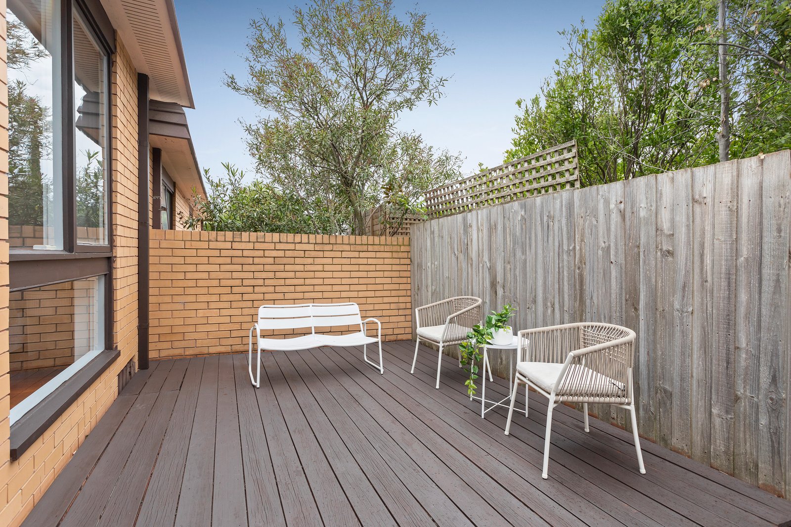 Real Estate and Property in 2/4 Moore Street, Caulfield South, VIC