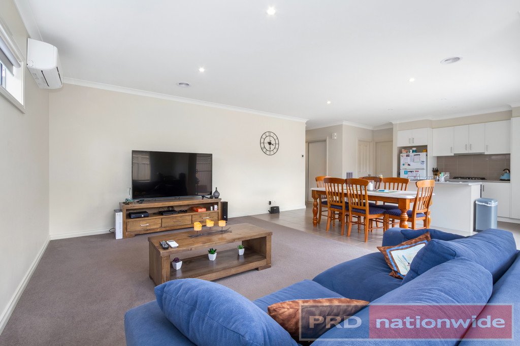 2/4 Morgan Street SEBASTOPOL 4