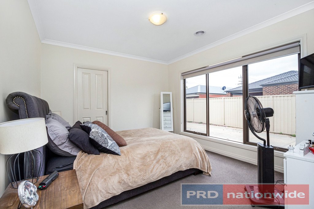 2/4 Morgan Street SEBASTOPOL 5