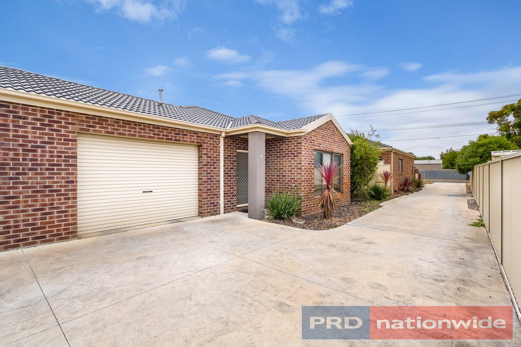 2/4 Morgan Street SEBASTOPOL 9