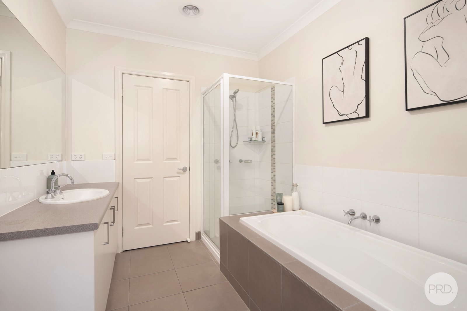 2/4 Morgan Street SEBASTOPOL 3