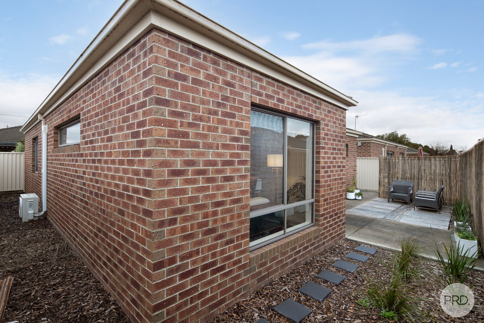 2/4 Morgan Street SEBASTOPOL 10