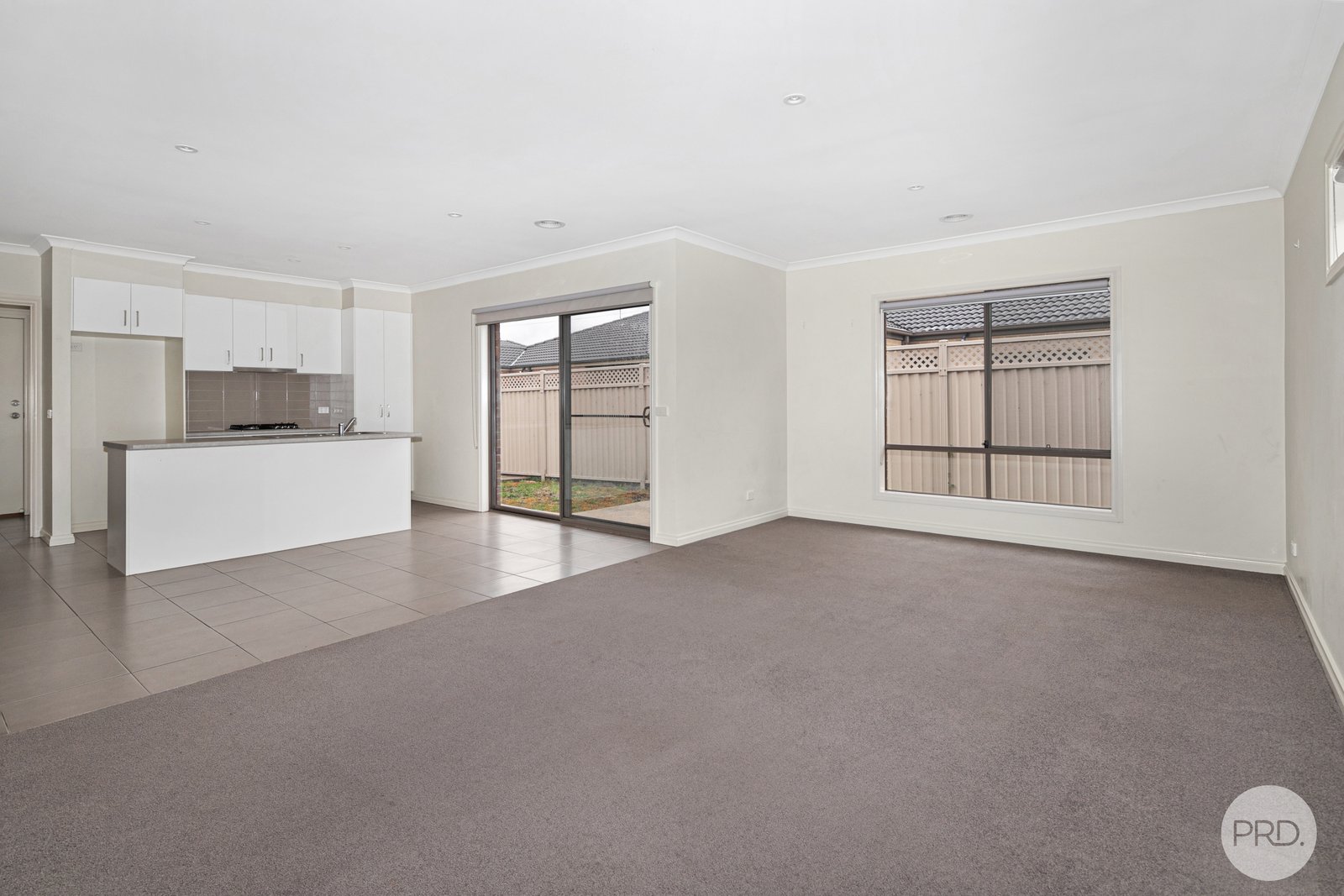 2/4 Morgan Street SEBASTOPOL 4
