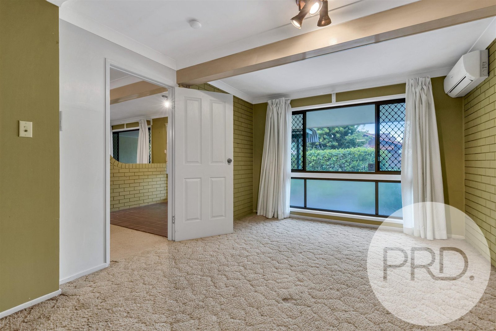 24 Moyston Street CARSELDINE 7