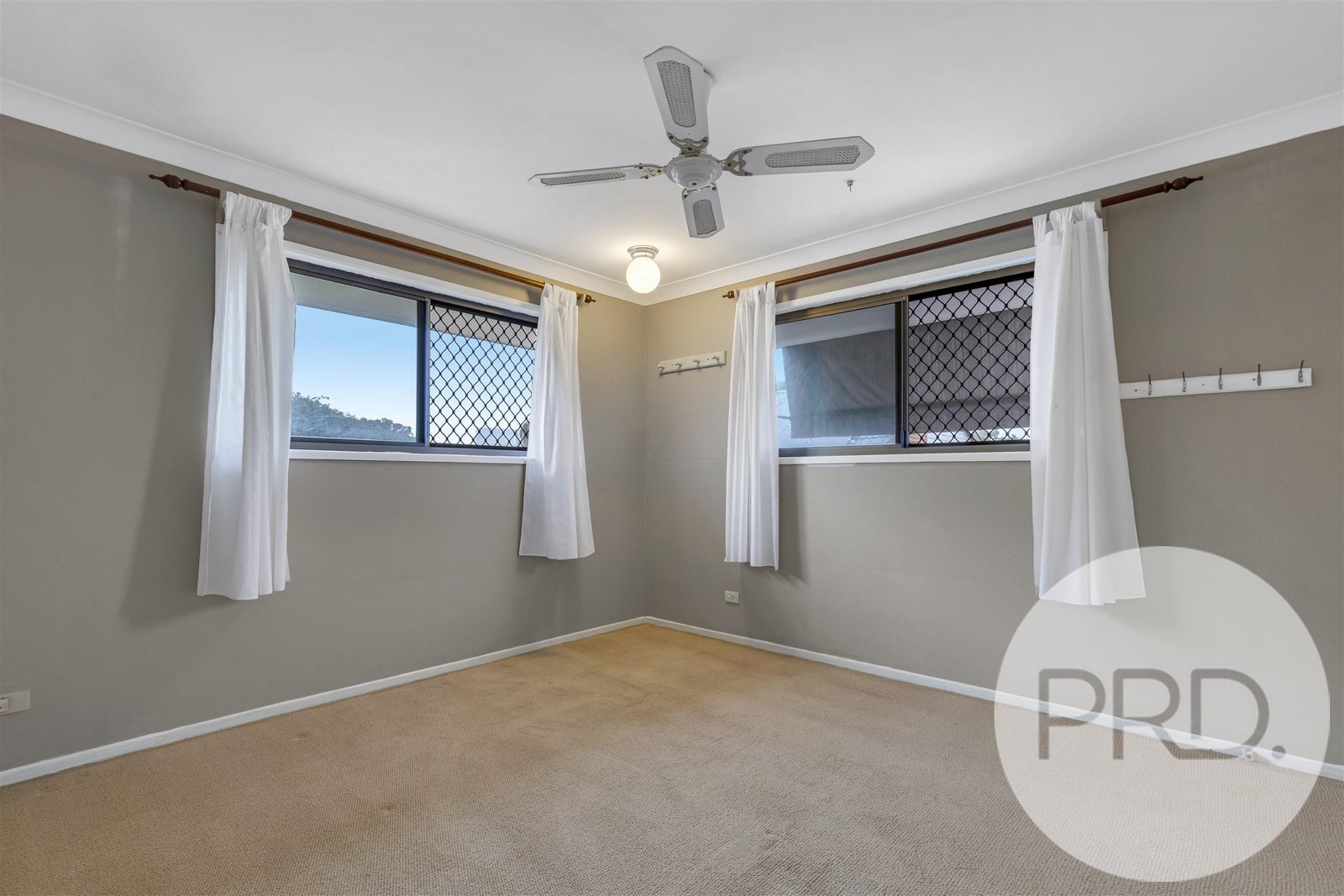 24 Moyston Street CARSELDINE 13