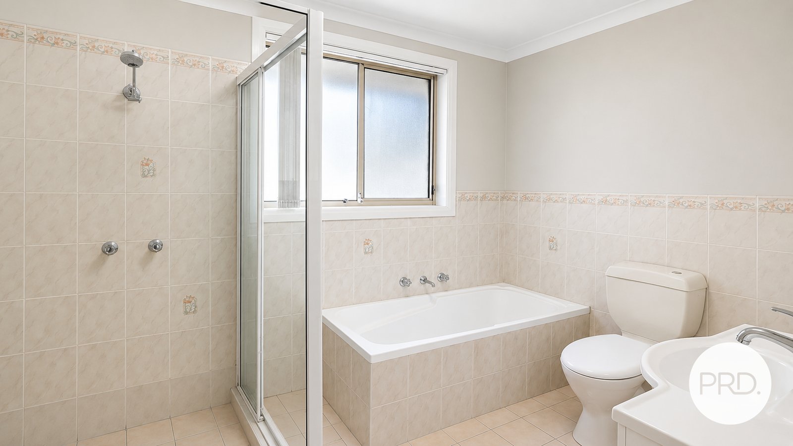 2/4 Myall Road CASULA 7