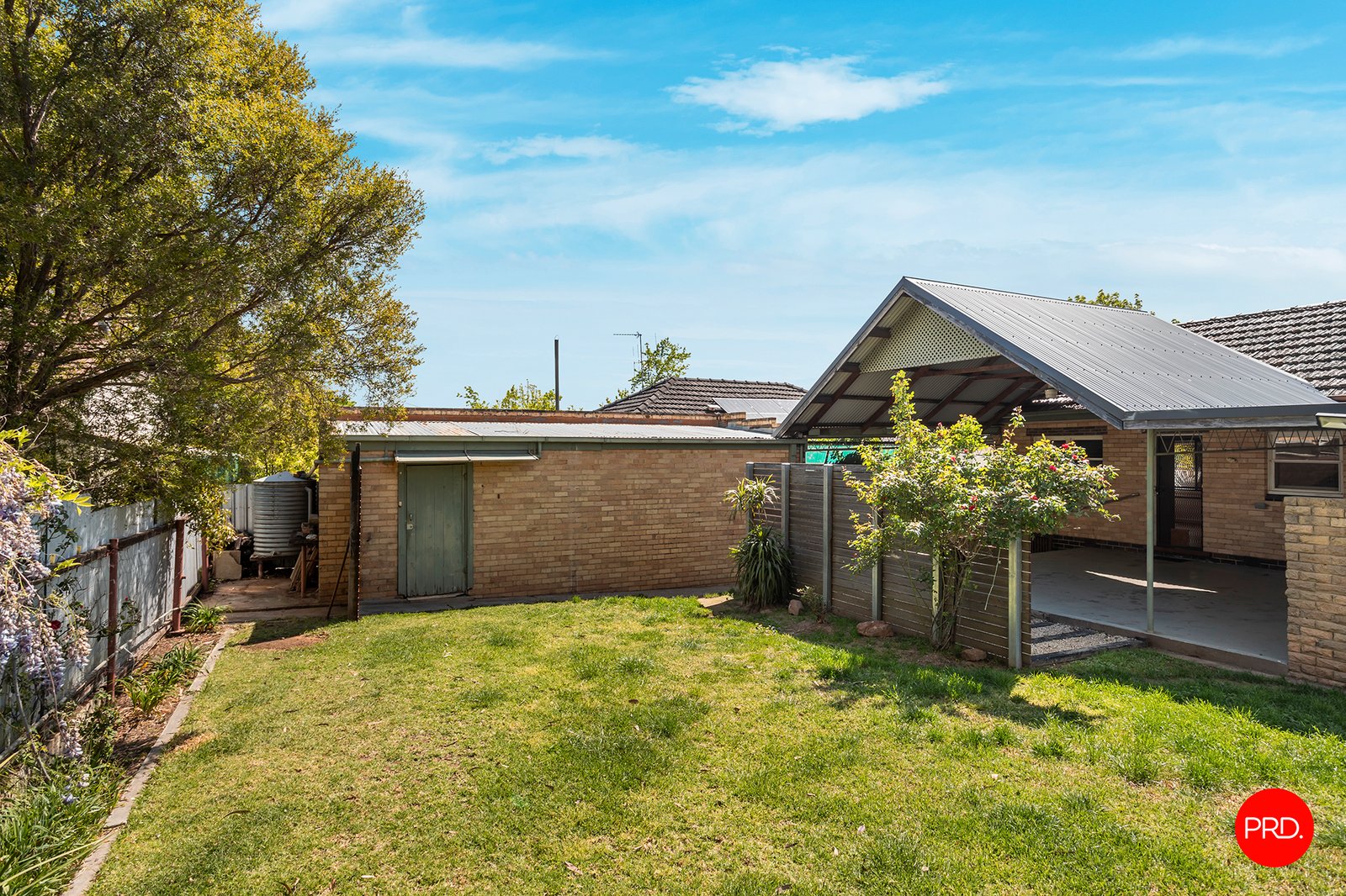 24 Nish Street FLORA HILL 19