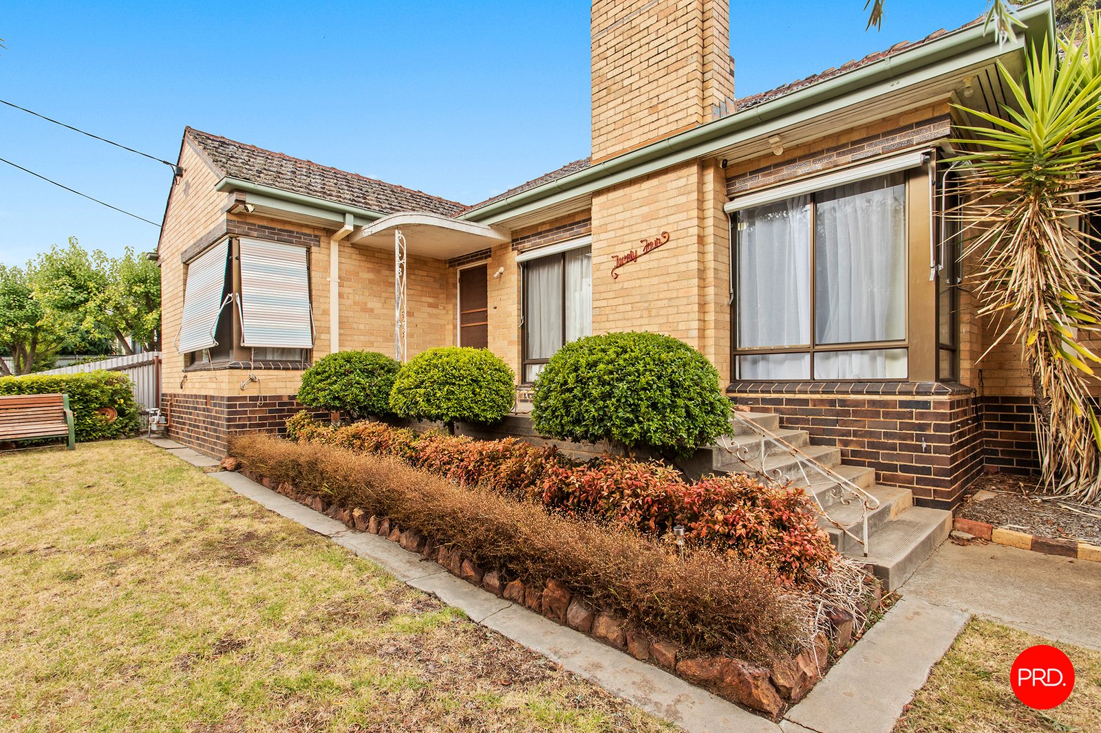 24 Nish Street FLORA HILL 1