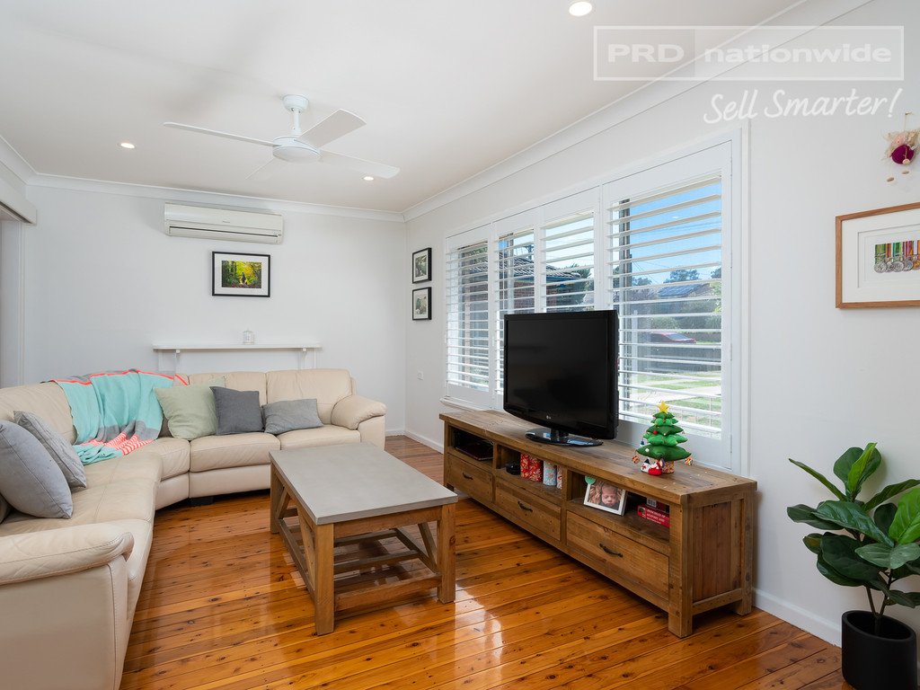 24 Nixon Crescent TOLLAND 3