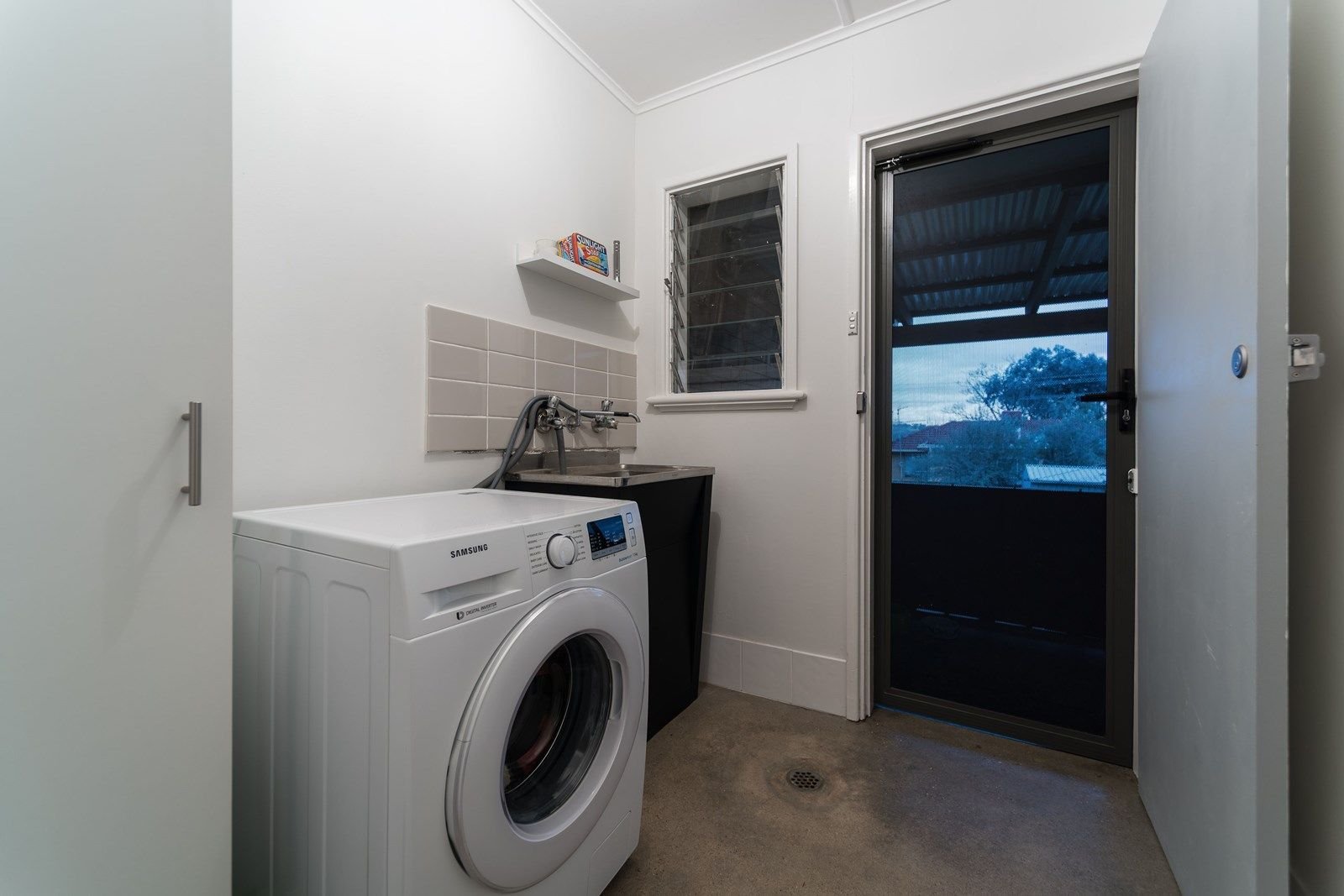 24 Nixon Crescent TOLLAND 10