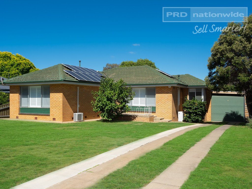 24 Nixon Crescent TOLLAND 1