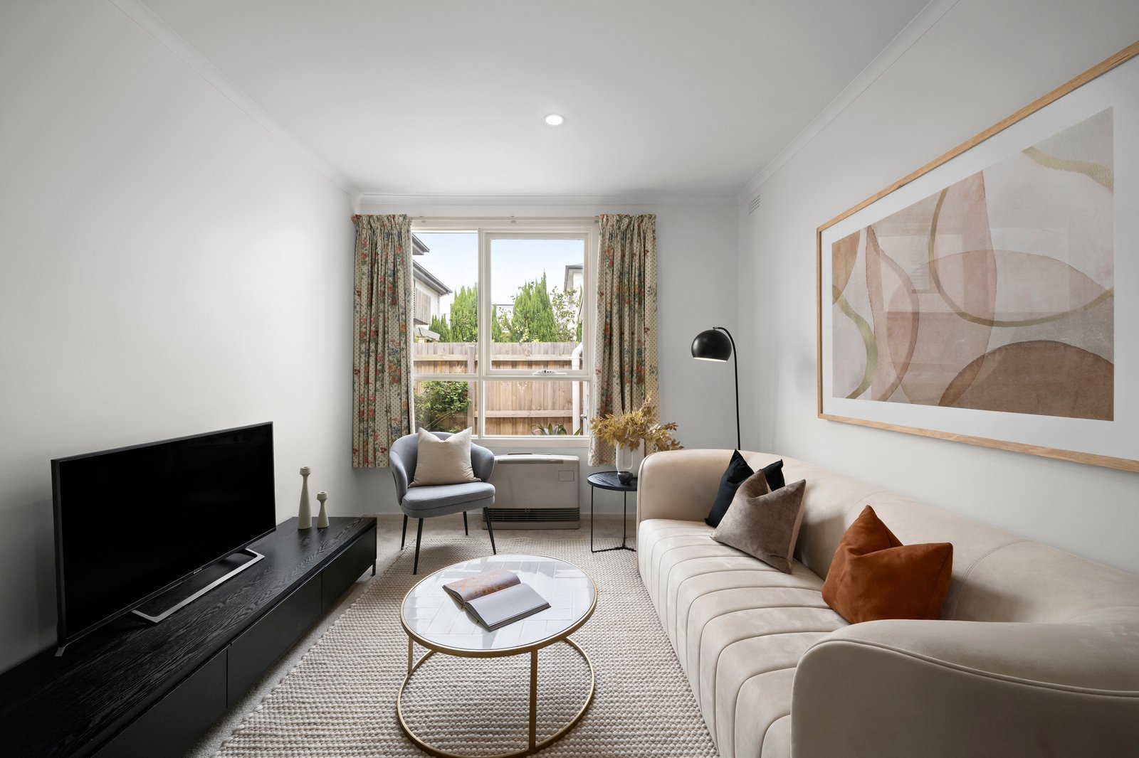 24 Normanby Place, Windsor, 3181