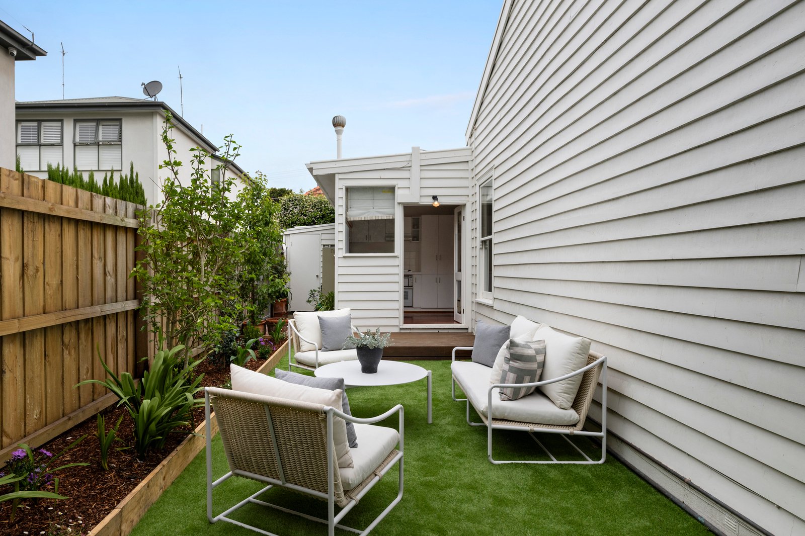 24 Normanby Place, Windsor, 3181