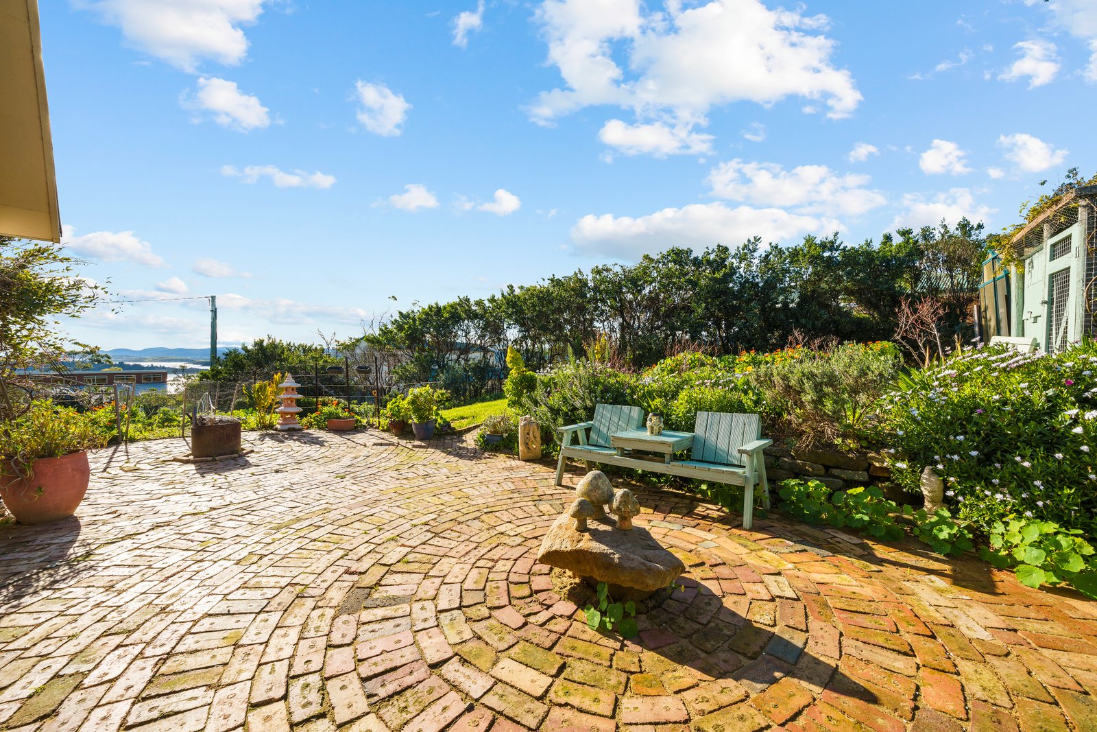 24 North Street DODGES FERRY 23