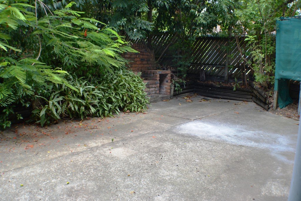 24 Nyora Street EVERTON HILLS 19