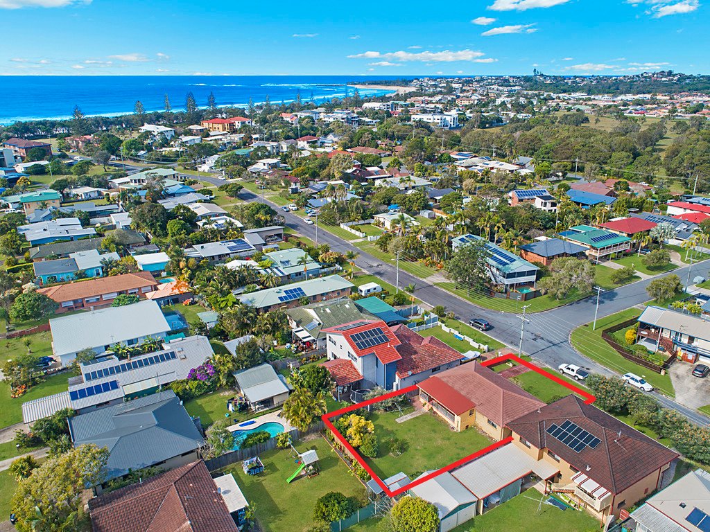 24 Ocean Street KINGSCLIFF 12