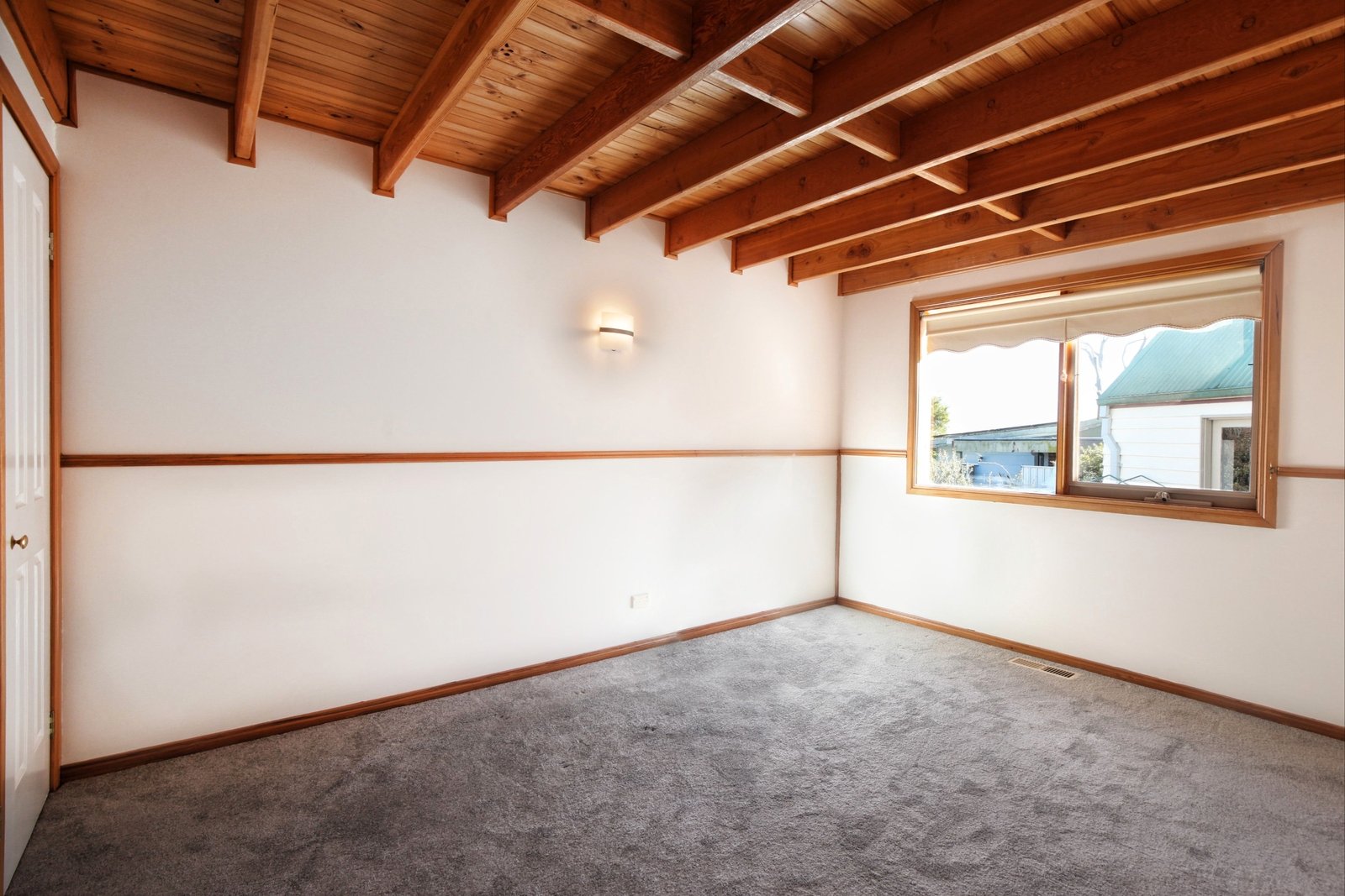 Real Estate and Property in 24 Owen Street, Woodend, VIC