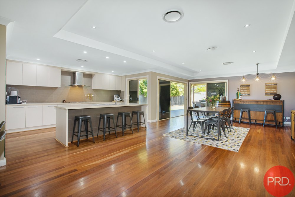 24 Paperbark Parade ABERGLASSLYN 3
