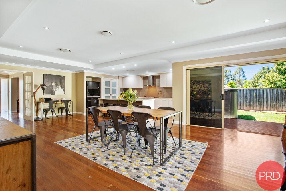 24 Paperbark Parade ABERGLASSLYN 11