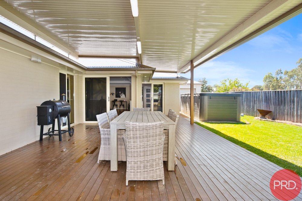 24 Paperbark Parade ABERGLASSLYN 21