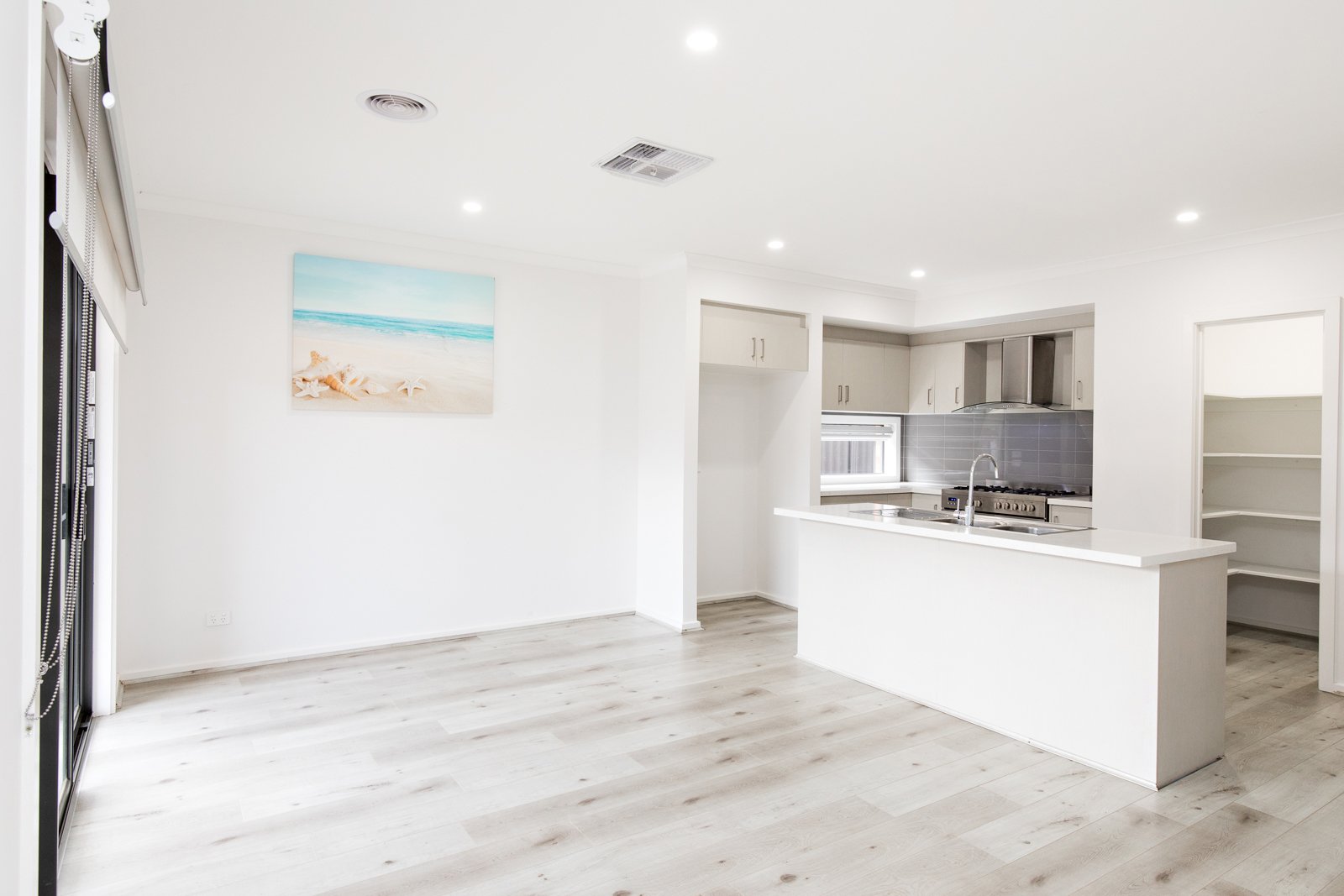 Gallery: 24 Paterson Street