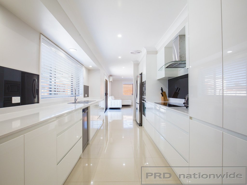 24 Pepler Place THORNTON 9