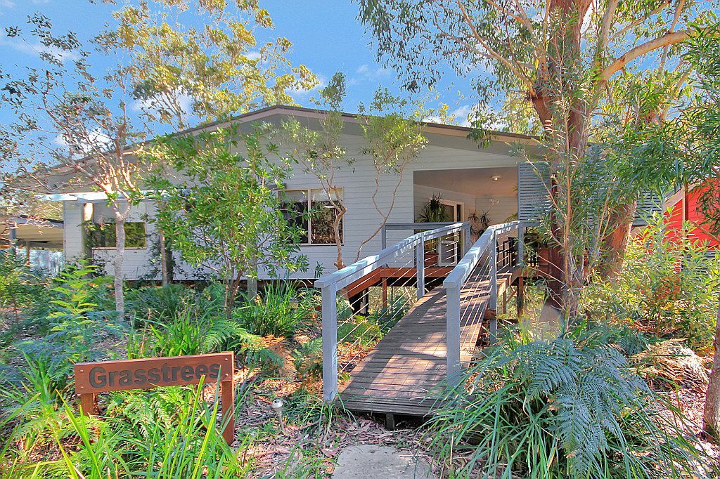 24 Pindari Drive DUNBOGAN 1