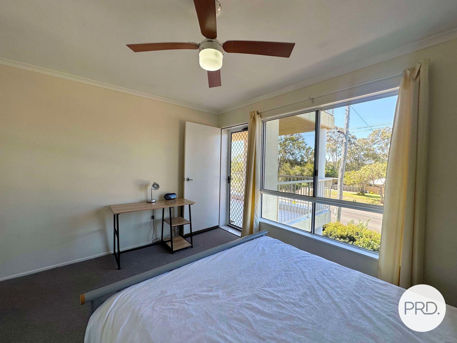 2/4 Pittsbay Crescent BOYNE ISLAND 6