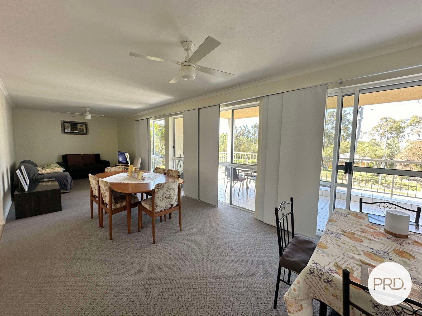 2/4 Pittsbay Crescent BOYNE ISLAND 7
