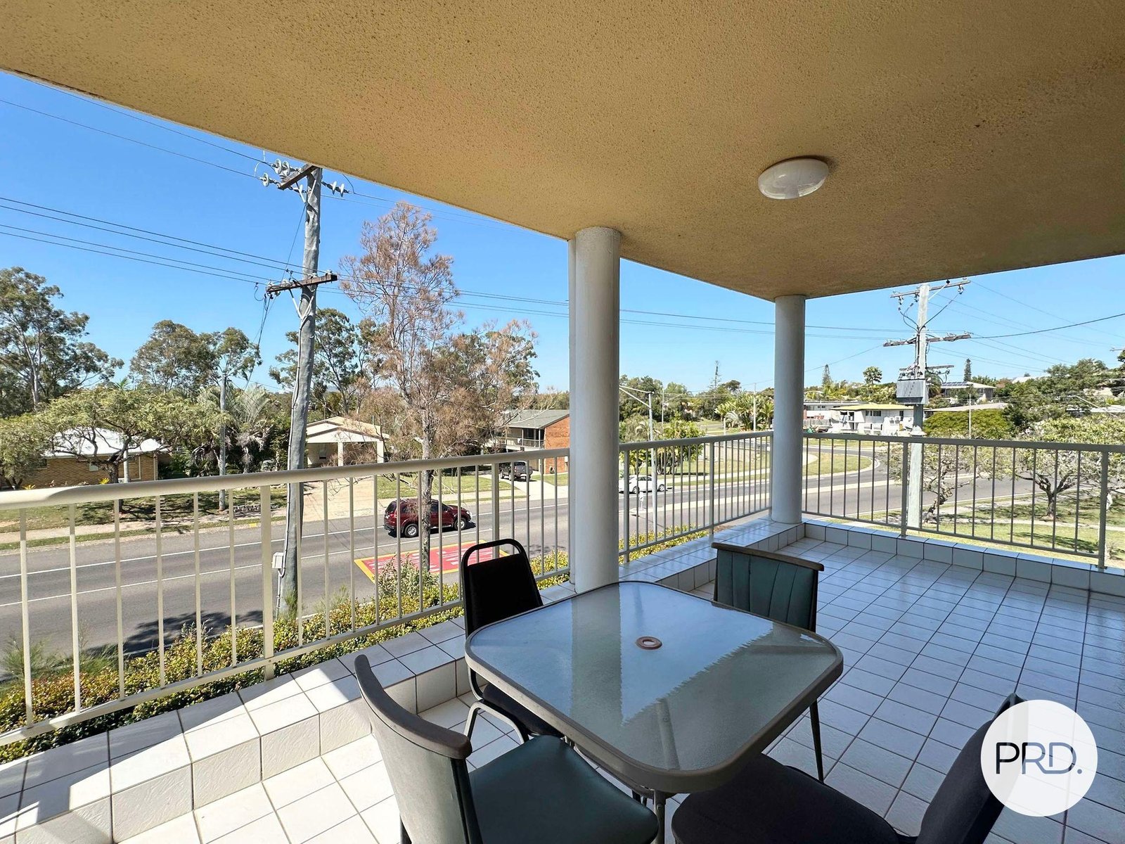 2/4 Pittsbay Crescent BOYNE ISLAND 14