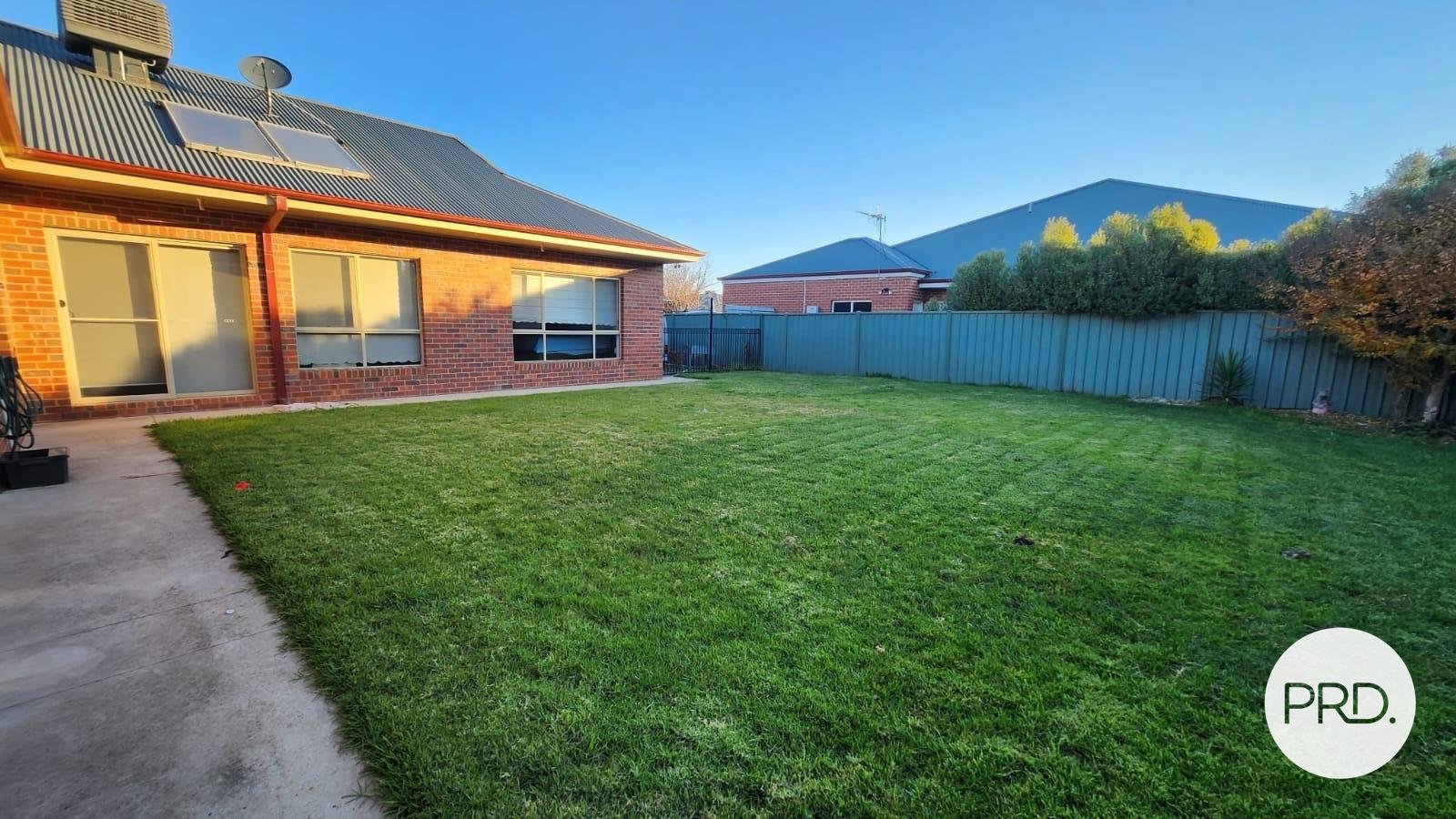 24 Plover Drive KIALLA 11