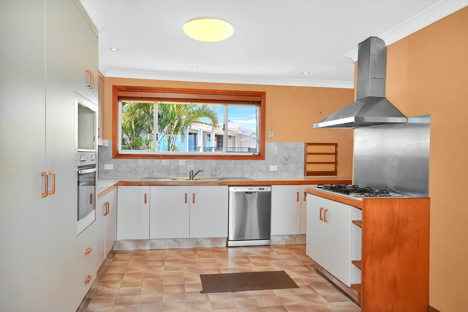 2/4 Quirk Place KINGSCLIFF 2