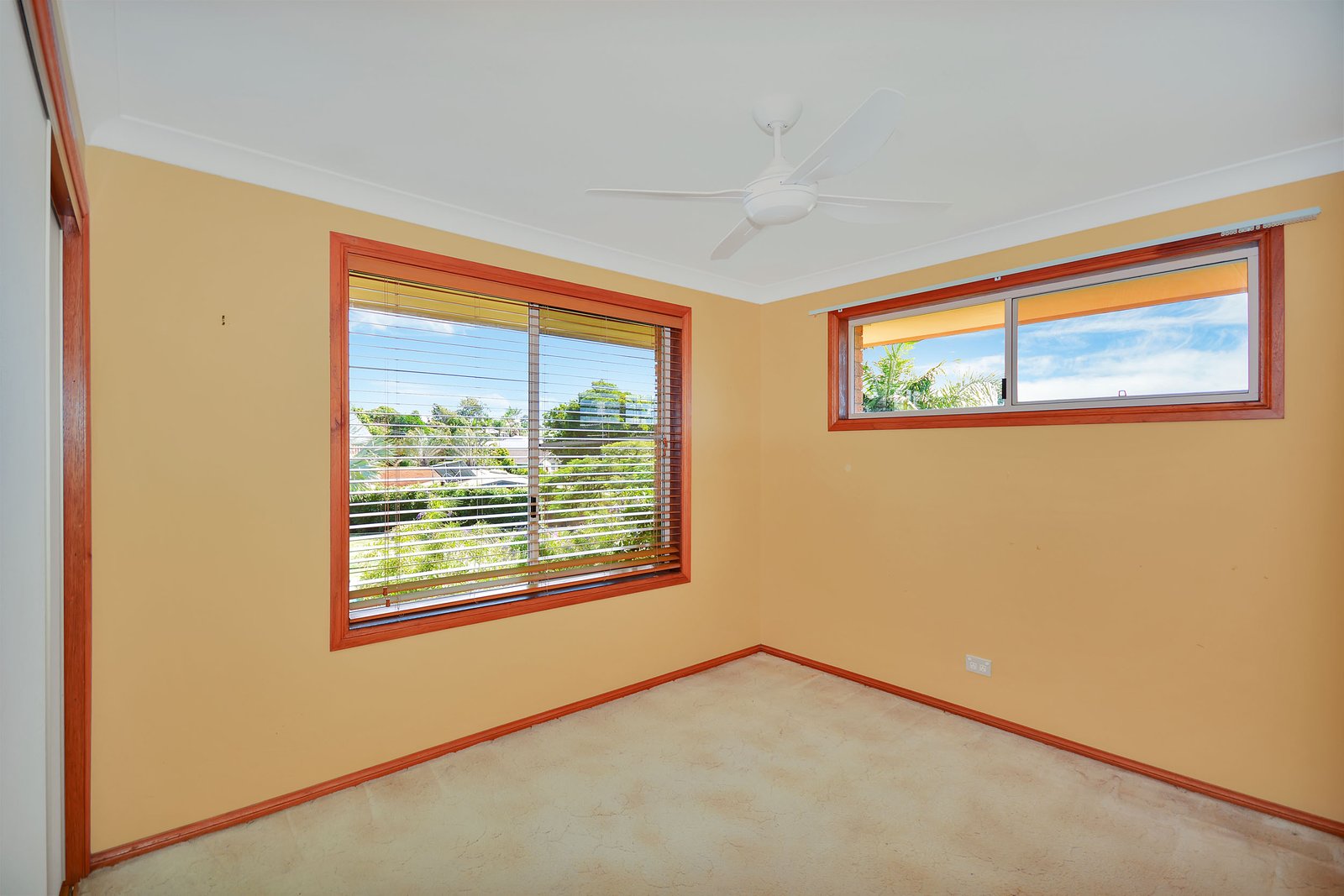 2/4 Quirk Place KINGSCLIFF 5